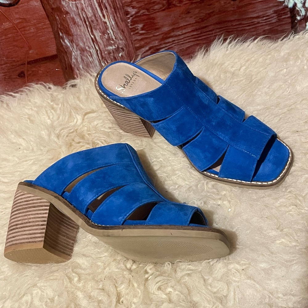 New Shelly’s London suede shoes